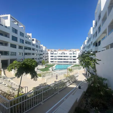 Luxury With Pool In Estepona-centre شقة إِستيبونا