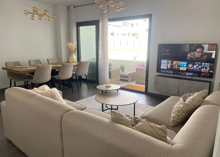 Luxury With Pool In Estepona-centre エステポナ